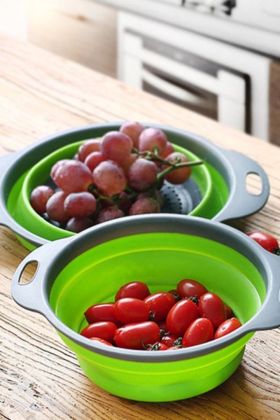 Durszlak silikonowy składany cedzak sitko ociekacz z owocami w środku