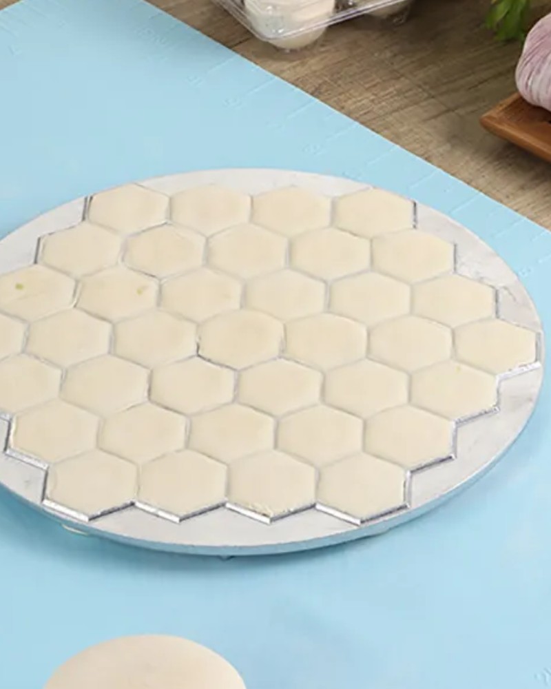 Forma do wycinania uszek i pierogów