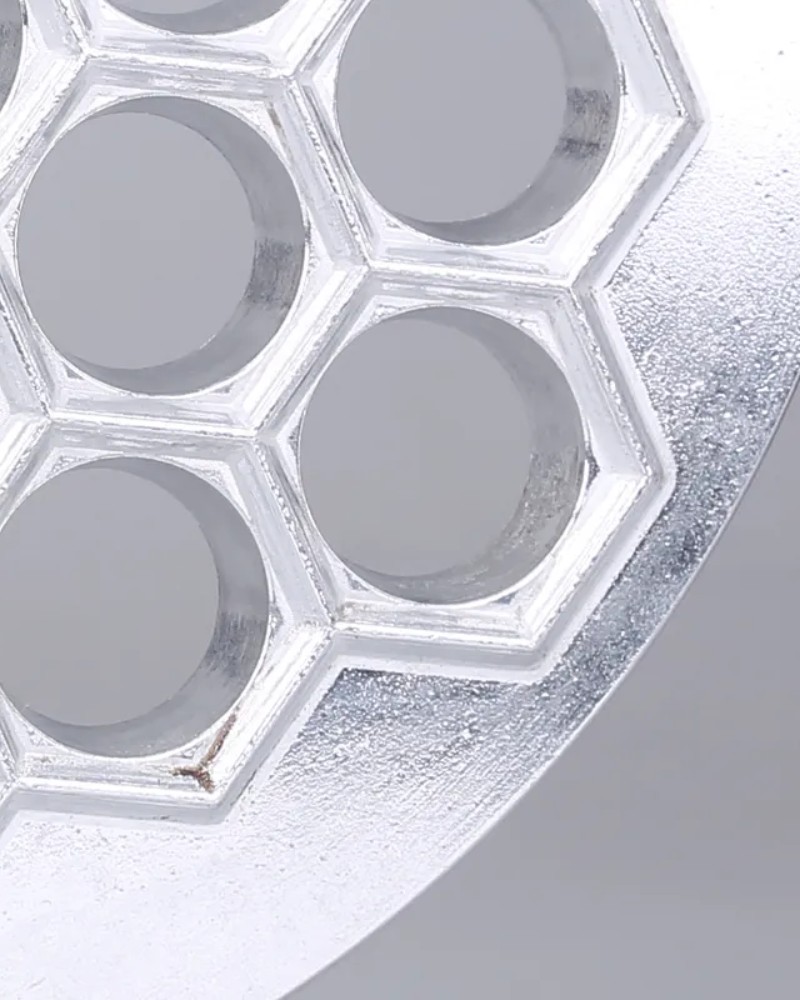 Forma do wycinania uszek i pierogów