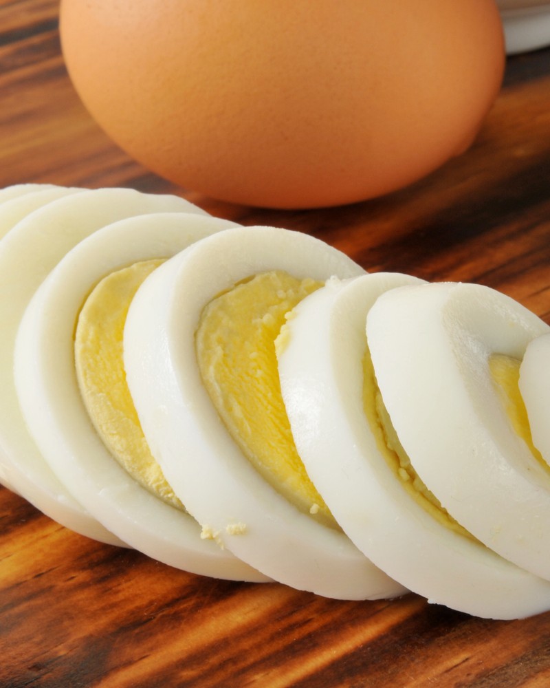 Jajka pokrojone w plasterki