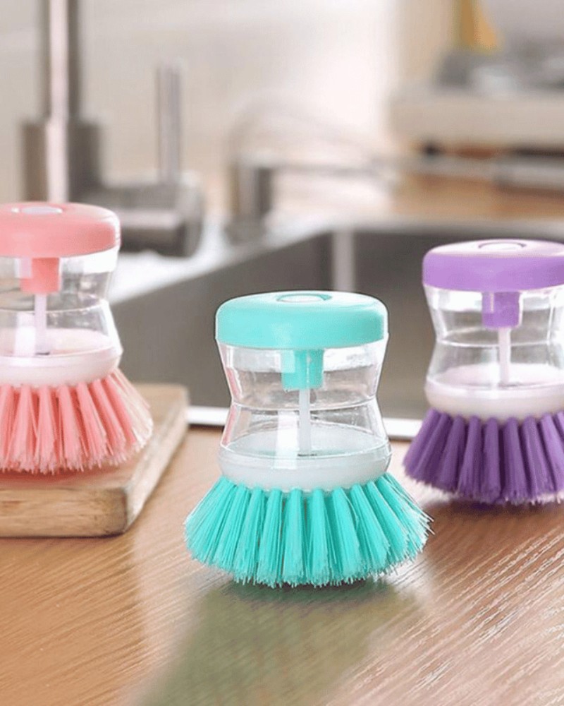 Szczotka do mycia naczyń z pojemnikiem na płyn