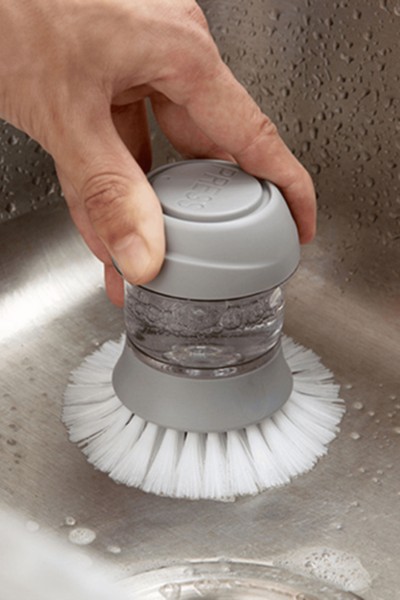 Szczotka myjka z podstawką i pojemnikiem na płyn