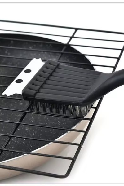 Szczotka skrobak do czyszczenia grilla rusztu 2w1