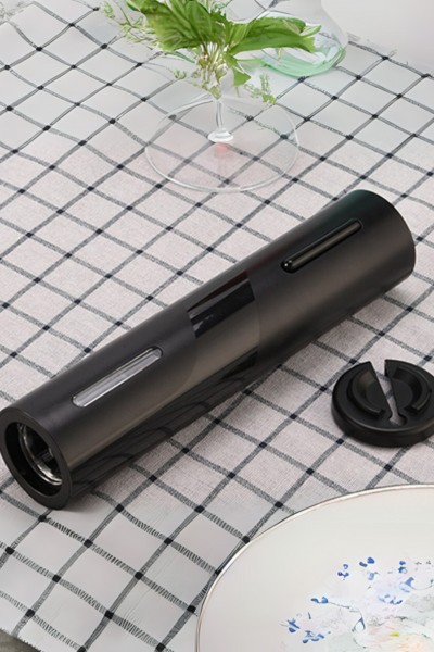 Elektryczny korkociąg automatyczny otwieracz do wina zestaw 4w1