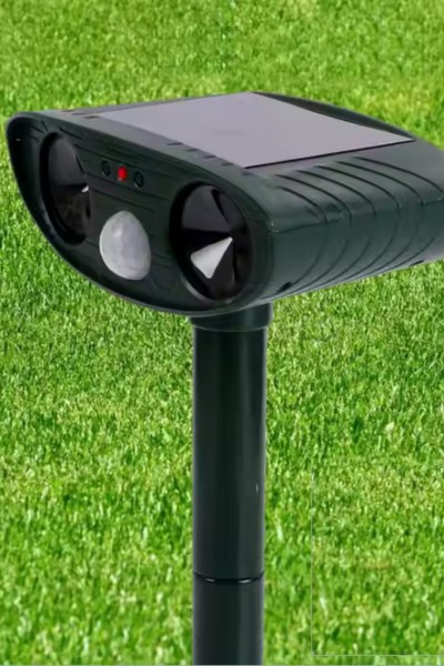 Odstraszacz solarny kretów na gryzonie kuny koty ptaki myszy szczury ultradźwięki czujnik ruchu