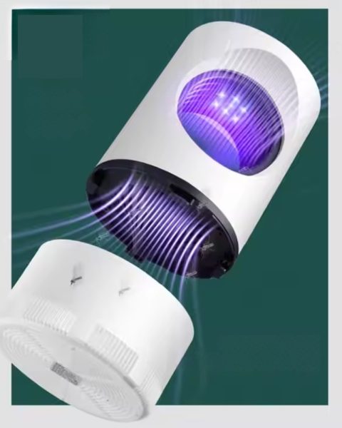 Dzięki tej lampie na muchy w końcu mogę spokojnie gotować i jeść bez insektów w kuchni!