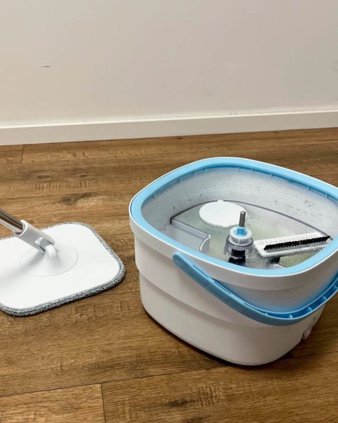 Mop obrotowy z wiadrem płaski rotacyjny czysta brudna woda wyciskacz