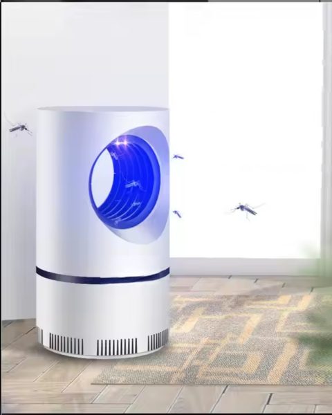 Dzięki tej lampie na muchy w końcu mogę spokojnie gotować i jeść bez insektów w kuchni!